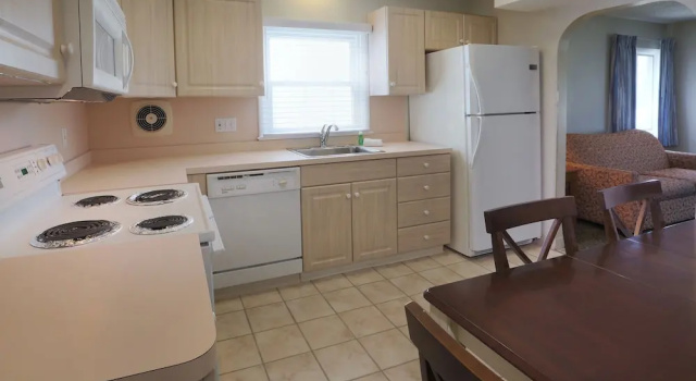 Люкс с 3 комнатами Biscayne Family Resort