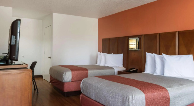 Motel 6 Van Buren, AR, Book Motel  