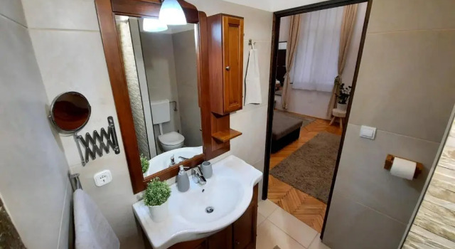 Central Gold Apartment, Забронировать Апартаменты/квартира 06. Терезварош 