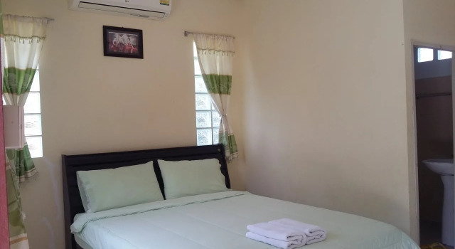 Navy House, Varaa Hotelli Hotellit North-Eastern Thailand pysäköinnillä, Pysäköinti