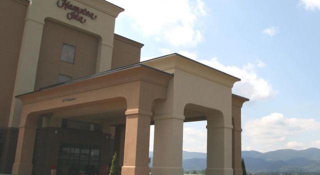Четырёхместный номер Standard Hampton Inn Elkins