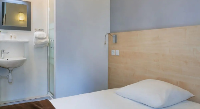 Одноместный номер Comfort с балконом Hotel Foch Nancy Gare