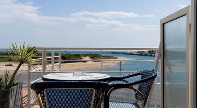 Номер Superior Hôtel La Marine - Restaurant Marnage