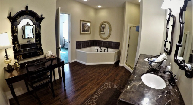 Bradford House Bed and Breakfast, Забронировать Отель Branson Theatre District 