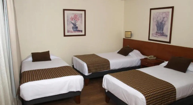 Трёхместный номер Standard Tur Hotel Santiago