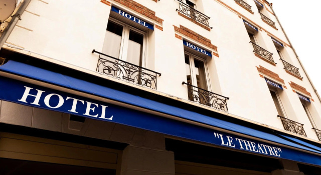 Le Theatre