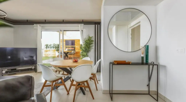 Monaco view, pool, garage, 100 m2 terrace, Prenota Appartamento Monaco Tiree