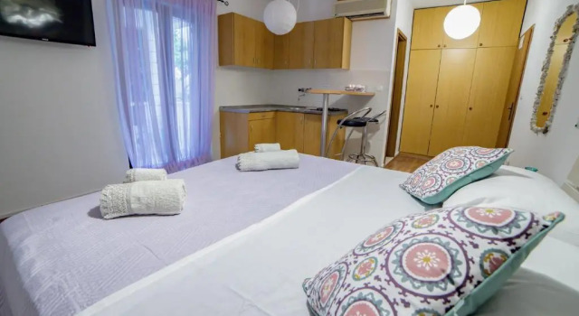 Студия с частичным видом на море Apartments Horizont