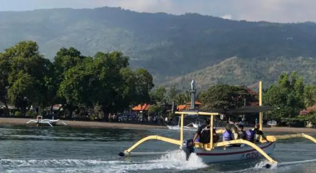 Villa Juliani Lovina Bali, Rezervovat Vila Chaty v Bali, Chalupa