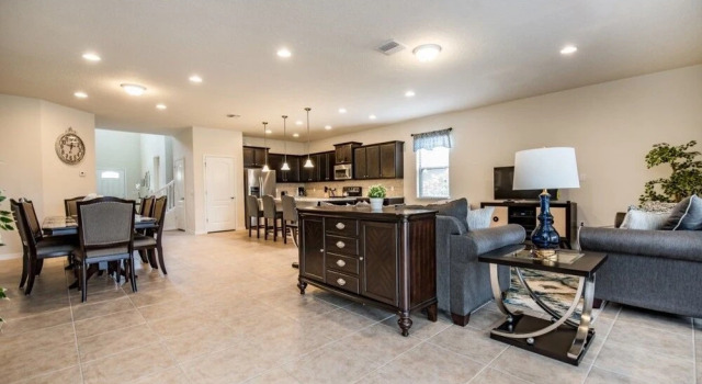 Amazing House! Windsor at Westside - 2174TC, Buchen Sie Hotel Hotels in Four Corners mit Pool, Schwimmbad