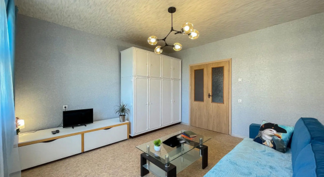 Welcome Home (Velkom Home) on Zamora Machela Street 4k5, Rezervovat Apartmán Hotely v UZAO Area s parkováním, Parkování