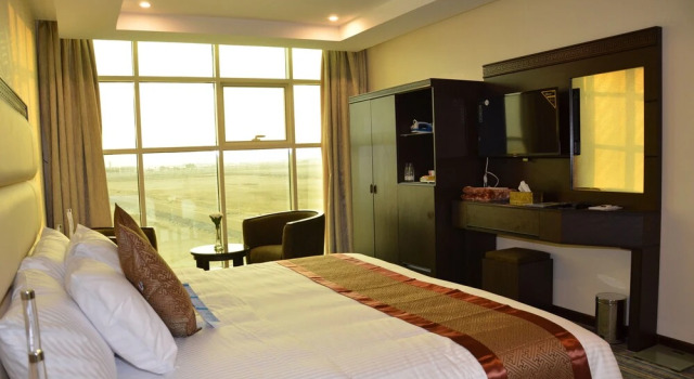 Двухместный номер Deluxe с видом на город Golden Armada Hotel