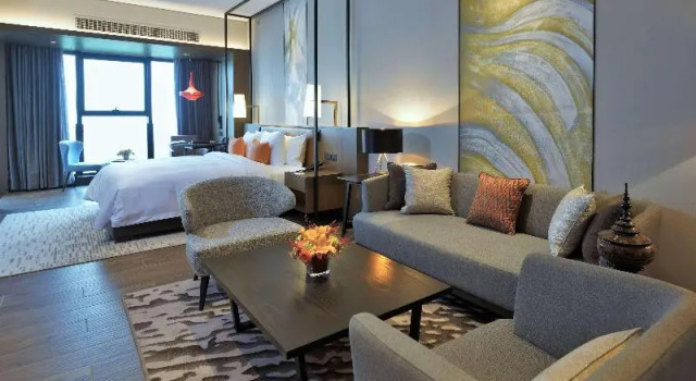 Клубный номер Deluxe Wyndham Grand Yangon