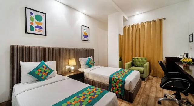 Номер Economy Treebo Premium The Mustard Inn, Lawrence Road