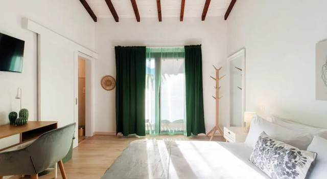 Клубный номер Standard с балконом Florida Ascona Rooms by Quokka 360 - Between the Lake and the City