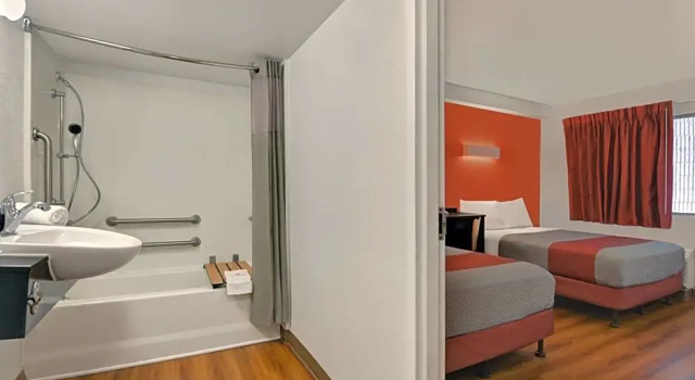 Номер Premium Motel 6-Cutler Bay, FL