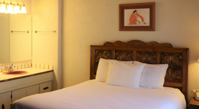 Sagebrush Inn & Suites, Забронировать Отель Таос Таос-Ски-Вэлли