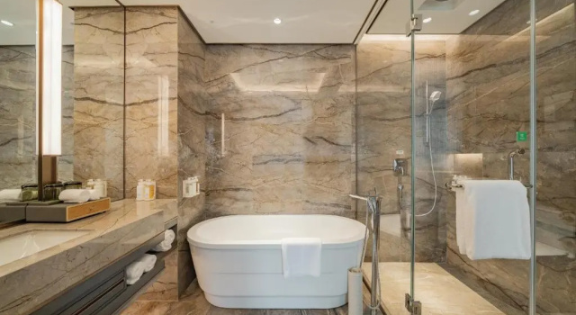 Двухместный полулюкс Holiday Inn Zhengzhou by IHG