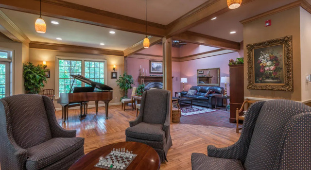 Eight Gables Inn, Buchen Sie Hotel Gatlinburg Great Smoky Mountains