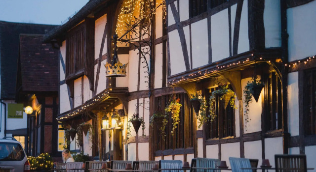 The Crown Inn, Забронировать Гостевой дом Отели Суррей с парковкой, Парковка