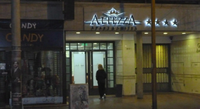Altezza Apart Suites, Забронировать Отель Отели Мендосы с бассейном, рядом с Культурный центр Наве, Бассейн
