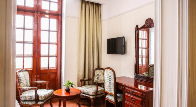 Двухместный номер Deluxe с видом на реку Riverside Hotel Saigon
