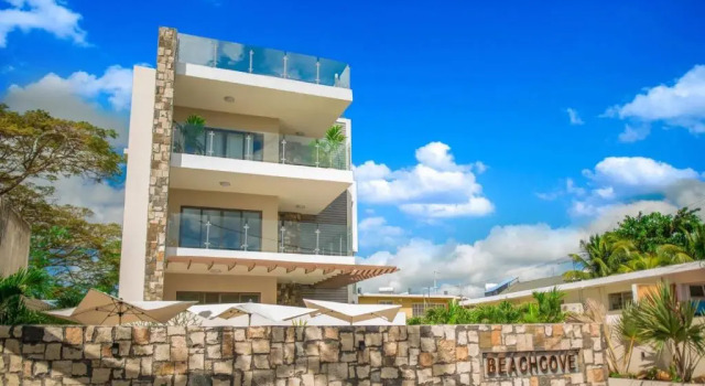 PEREYBERE -Charming 2 bedrooms apartment- WITH POOL - BEACHCOVE Apartments, North Living, APT 8, Prenota Appartamento Hotel a Mauritius Costa Nord con piscina, Piscina