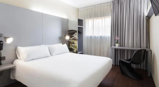 Номер Superior B&B HOTEL Barcelona Granollers