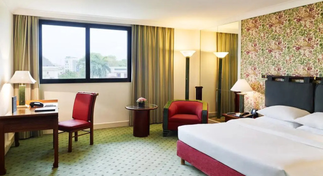 Номер Deluxe Hilton Hanoi Opera