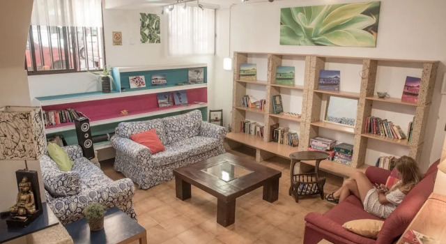 Campobase.box - Hostel, Book Hostel Hotels in Tenerife with Parking, Parking