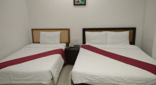 Modern SaiGon Hotel 2, Забронировать Отель Отели Хошимина с завтраком, рядом с Международный выставочный и конференц-центр Хошимина HIECC, Завтраки