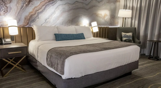 Номер Deluxe Angel Of The Winds Casino Resort