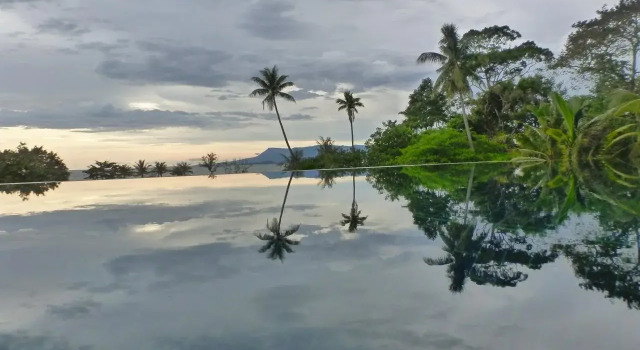 Villa Romonea, Boek Villa Hotels in Kep Province met parkeren, Parkeren
