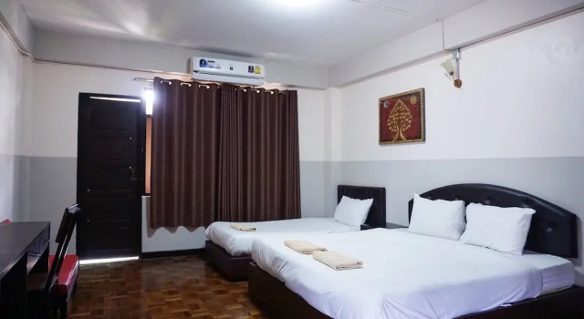 Трёхместный номер Standard Puangpech Hotel Lampang