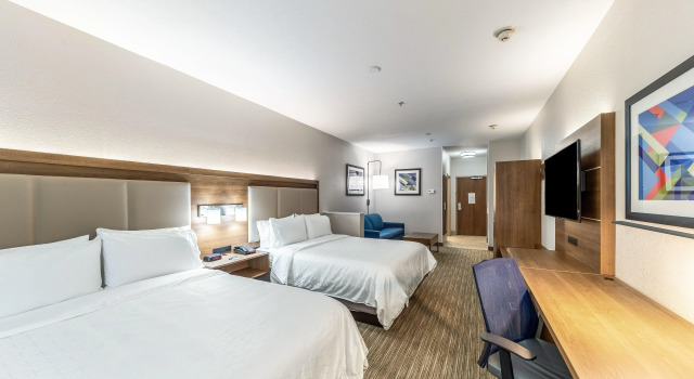 Holiday Inn Express & Suites Fort Worth - Fossil Creek by IHG, Забронировать Отель Fossil Creek Форт-Уэрт, рядом с Гольф-клуб Fossil Creek