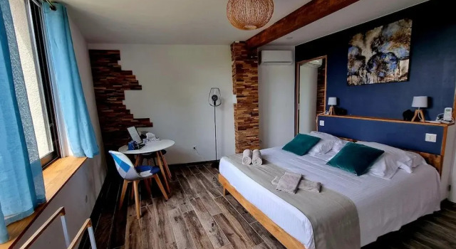 Villa Alyzea, Rezervovat Vila 4hvězdičkové hotely v Bessan, 4*
