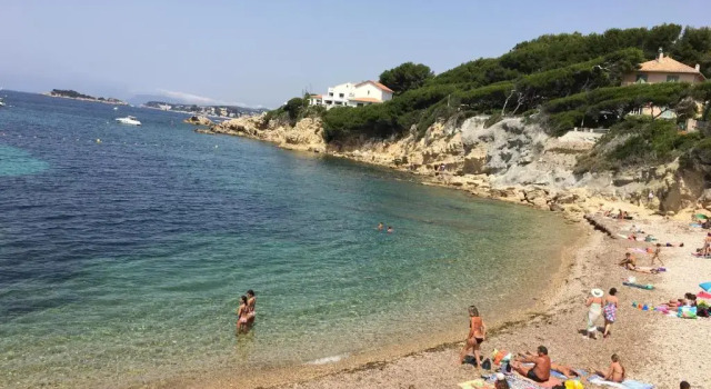 Апартаменты T2 Rez de jardin 300m Plage de Beaucours Sanary sur Mer
