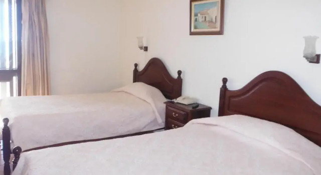 Трёхместный номер Standard с балконом и с видом на реку Aeromar Beach Hotel