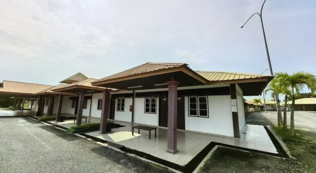 Camera Standard PendangLakeResort