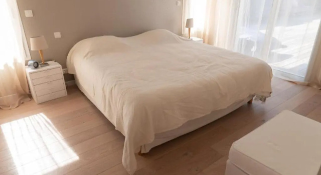 Plaisant villa with pool, close to the beach, Rezervasyon Villa Gironde kır evleri, Küçük Ev