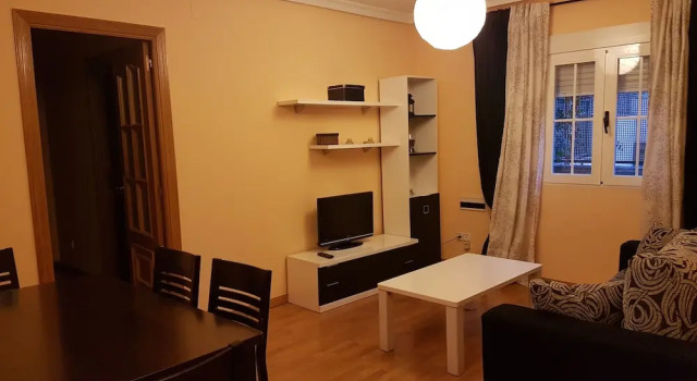 Avila Flats Soterraña "Plaza del Ejercito", Забронировать Отель Отели Авила с парковкой, рядом с Церковь Сан-Педро, Парковка