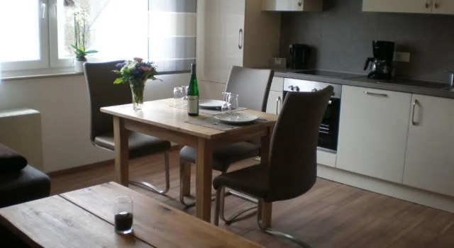 Апартаменты Holiday Home Weingut Mertes