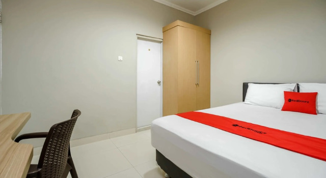 RedDoorz @ Mangga Besar 2, Забронировать Отель Отели Джакарты 3 звезды, рядом с Glodok Market, 3*
