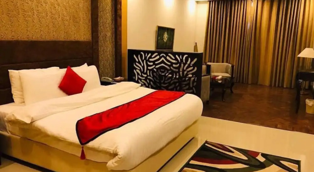 Люкс Executive с балконом Shangrila Hotels and Resort