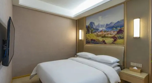 Люкс Vienna Hotel (Guangzhou Road, Changdong Avenue)