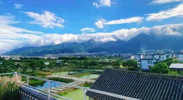 Yang Xiaomo's Homestay in Dali, Prenota Hotel Hotel a Dali con parcheggio, Parcheggio