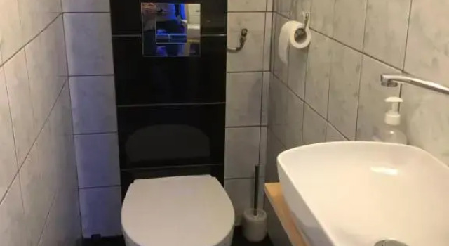 Tanie Pokoje Blisko Lotniska, Varaa Hotelli Grunwald 