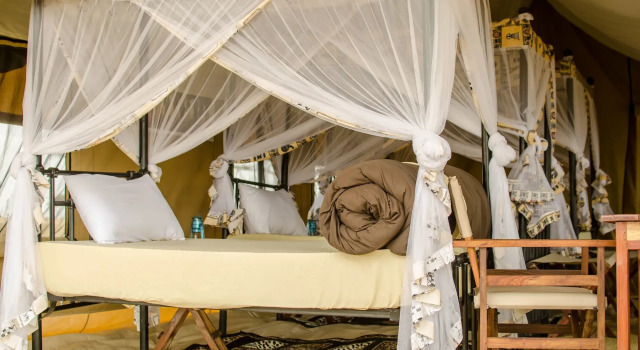 Mawe Luxury Tented Camp, Prenota Campeggio Parco Nazionale del Serengeti Serengeti