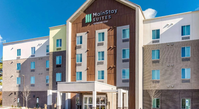 Четырёхместный люкс MainStay Suites Murfreesboro