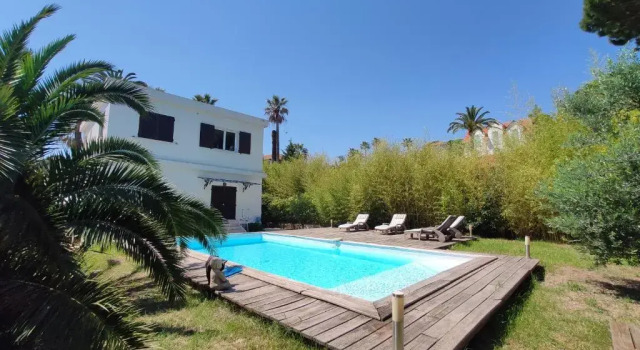 Вилла beautiful villa 3 rooms, 165 m² on 2 levels.